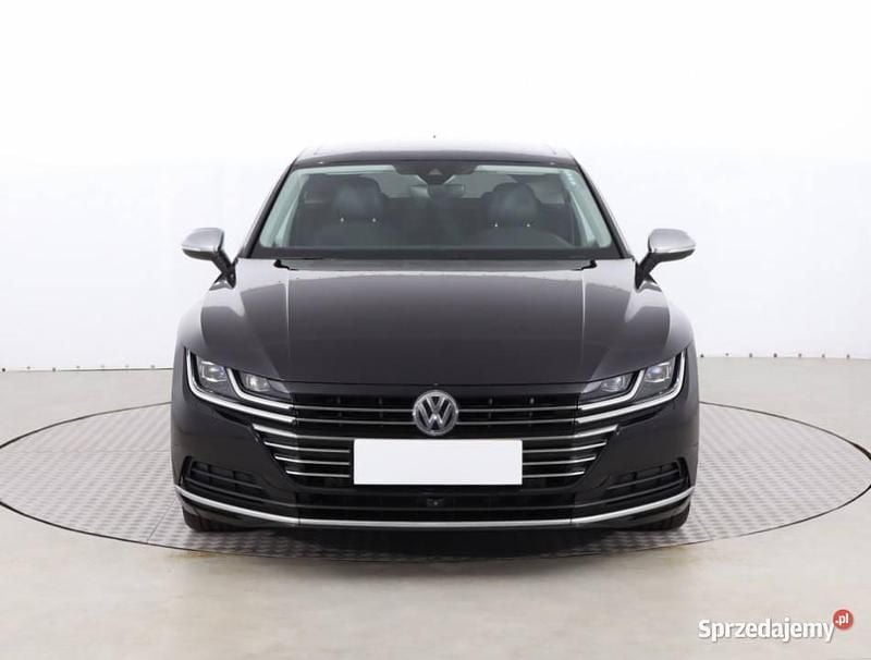 Używany VW Arteon 190 KM (139 kW) 2017 Czarny Sedan/Limuzyna