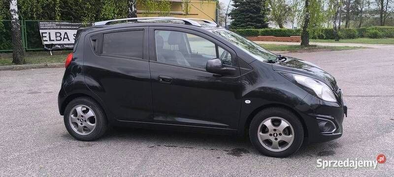 Używany Chevrolet Spark 68 KM (50 kW) 2013 Czarny Hatchback