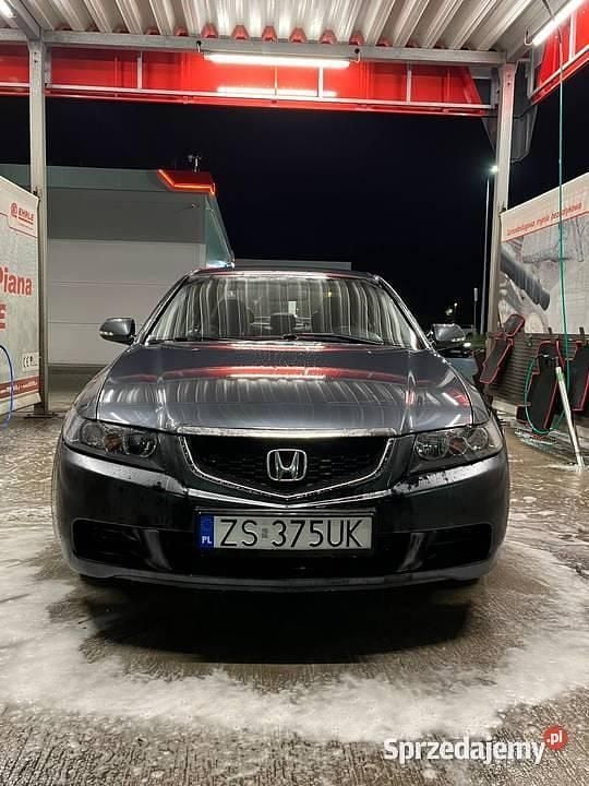 Używany 2004 Honda Accord | 7800 zł (Uczciwa cena) - Obraz 1/4