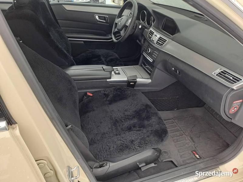 Używany Mercedes E220 170 KM (125 kW) 2016 Kombi