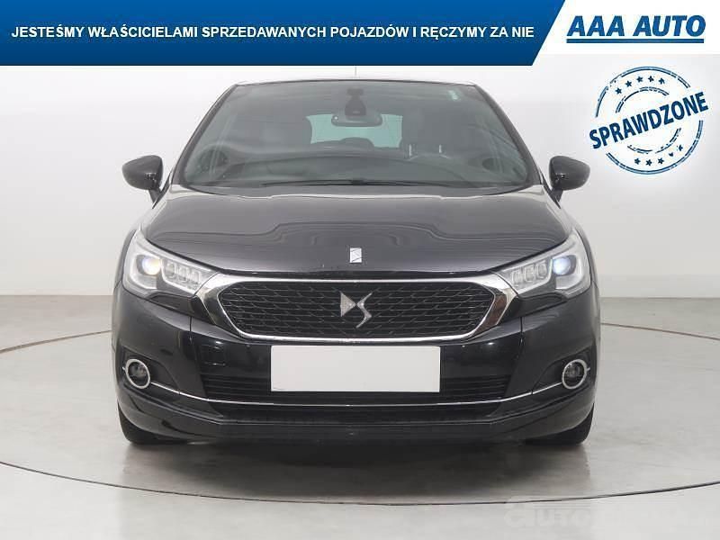Używany DS Automobiles DS4 2017 Czarny Hatchback