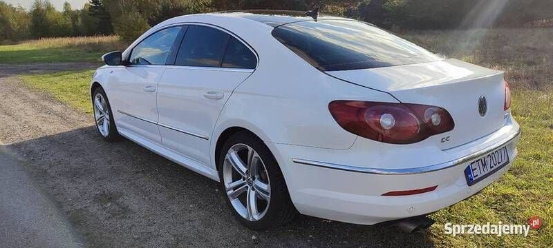 Biały Używany 2011 VW CC R-line Sedan/Limuzyna | 33 900 zł (Dobra cena) - Obraz 1/4