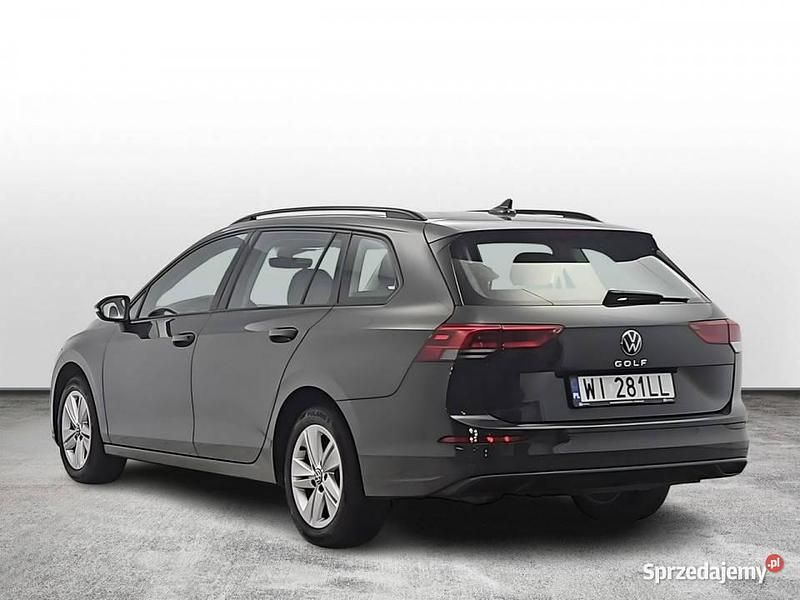 Używany VW Golf VIII Life 115 KM (84 kW) 2021 Szary Kombi