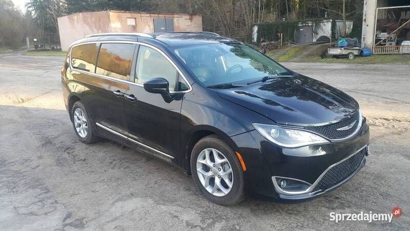 Używany 2017 Chrysler Pacifica SUV | 58 900 zł (Dobra cena) - Obraz 1/4