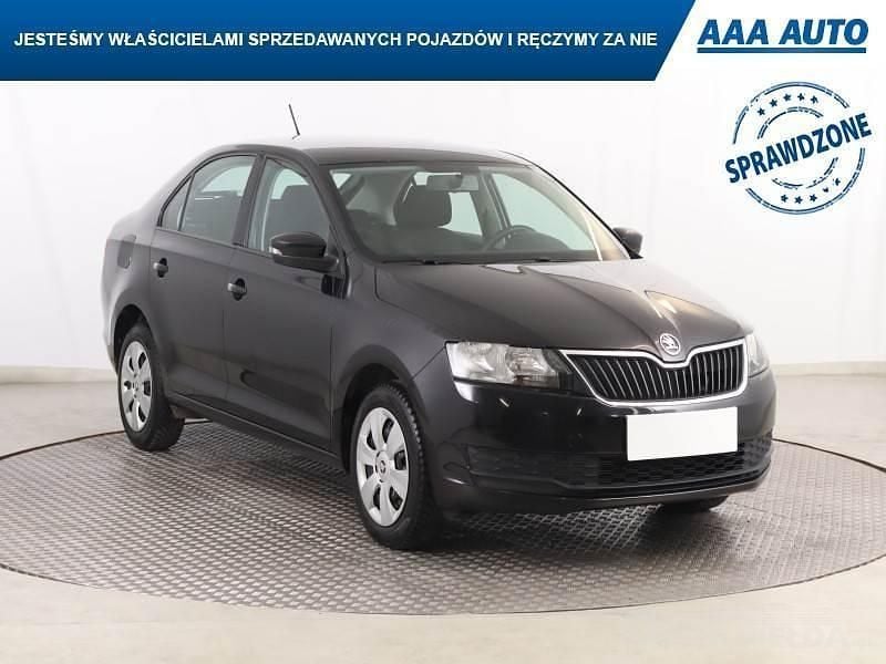 Czarny Używany 2018 Skoda Rapid Hatchback | 36 999 zł (Uczciwa cena) - Obraz 1/4