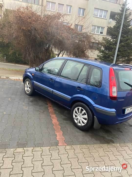 Używany Ford Fusion 2009 Granatowy Sedan/Limuzyna