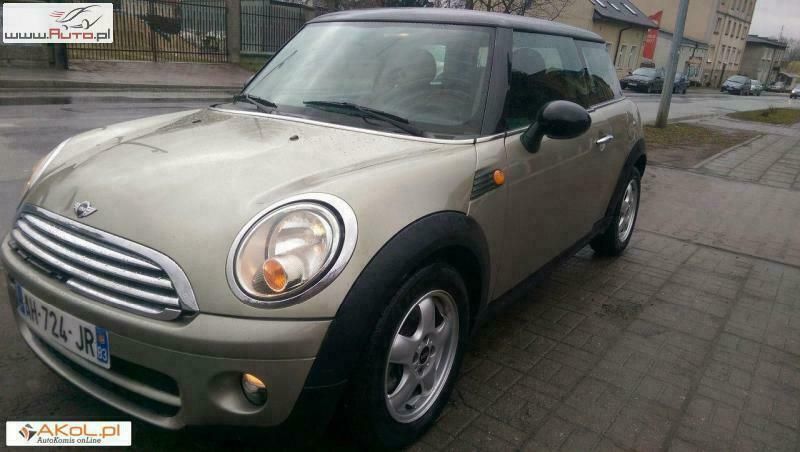 Srebrny (metalik) Używany 2008 Mini Cooper Hatchback | 8900 zł - Obraz 1/4
