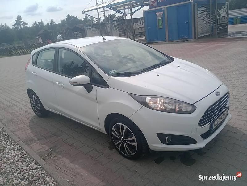 Używany Ford Fiesta 75 KM (55 kW) 2014 Hatchback