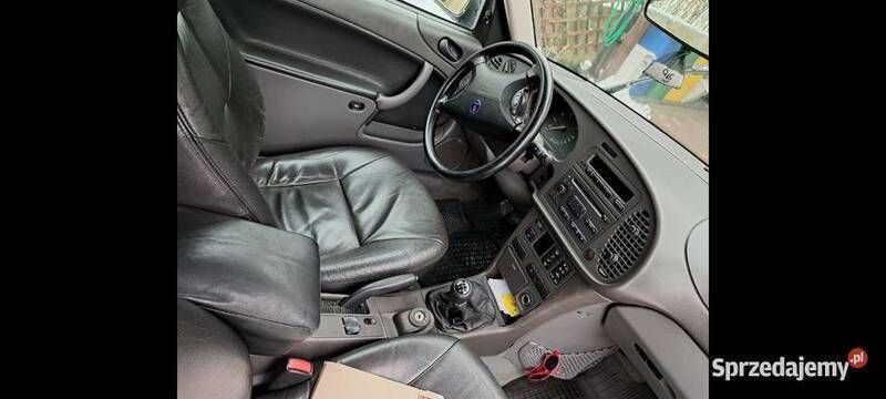 Używany Saab 9-3 2002 Granatowy Coupe