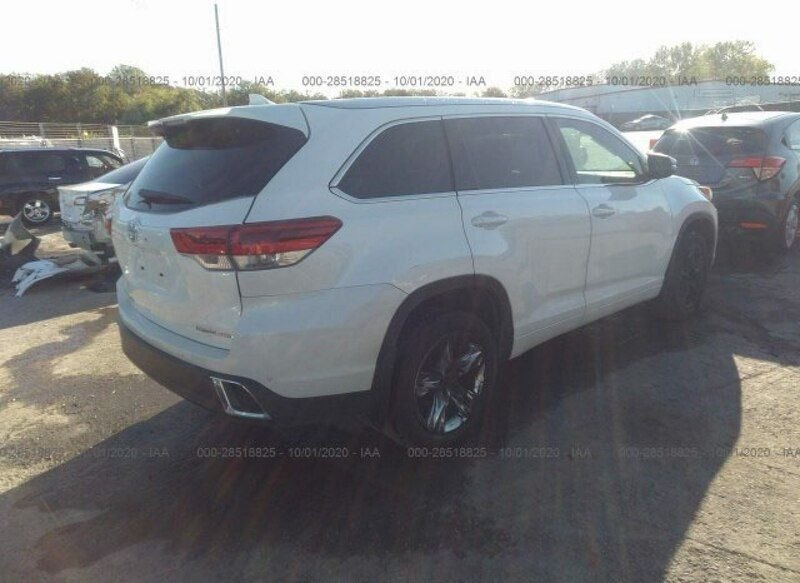 Używany Toyota Highlander 295 KM (216 kW) 2017 Biały SUV