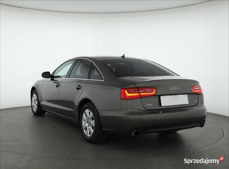 Używany Audi A6 2012 Szary Sedan/Limuzyna