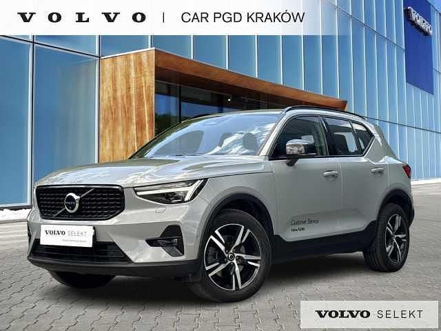 Szary Używany 2025 Volvo XC40 SUV | 179 900 zł (Uczciwa cena) - Obraz 1/3