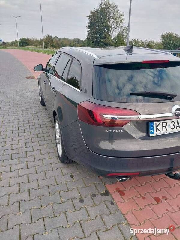 Używany Opel Insignia 170 KM (125 kW) 2016 Brązowy Sedan/Limuzyna