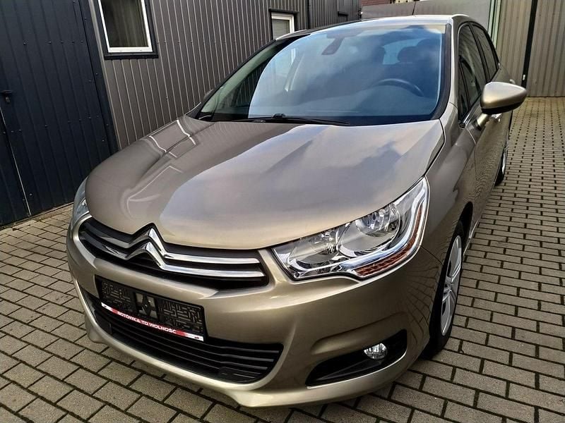 Używany Citroën C4 120 KM (88 kW) 2012 Beżowy (metalik, perła) Hatchback