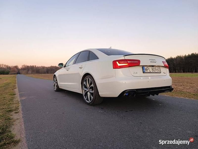 Używany Audi A6 Comfort 2014 Biały Sedan/Limuzyna