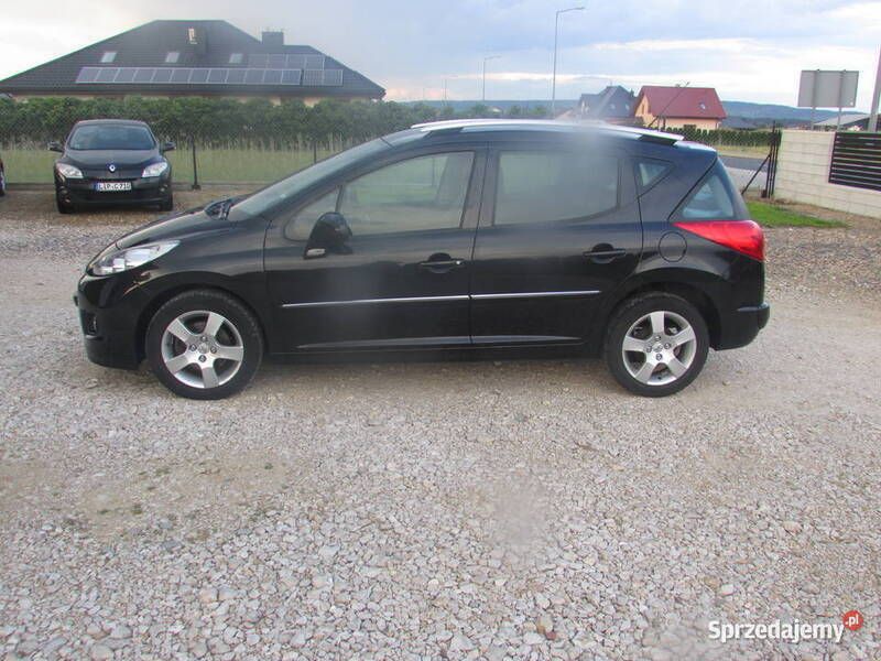 Czarny Używany 2012 Peugeot 207 Sedan/Limuzyna | 17 500 zł - Obraz 1/4