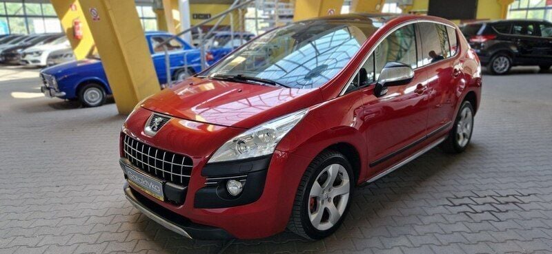 Czerwony Używany 2010 Peugeot 3008 Minivan | 24 900 zł (Drogi) - Obraz 1/2