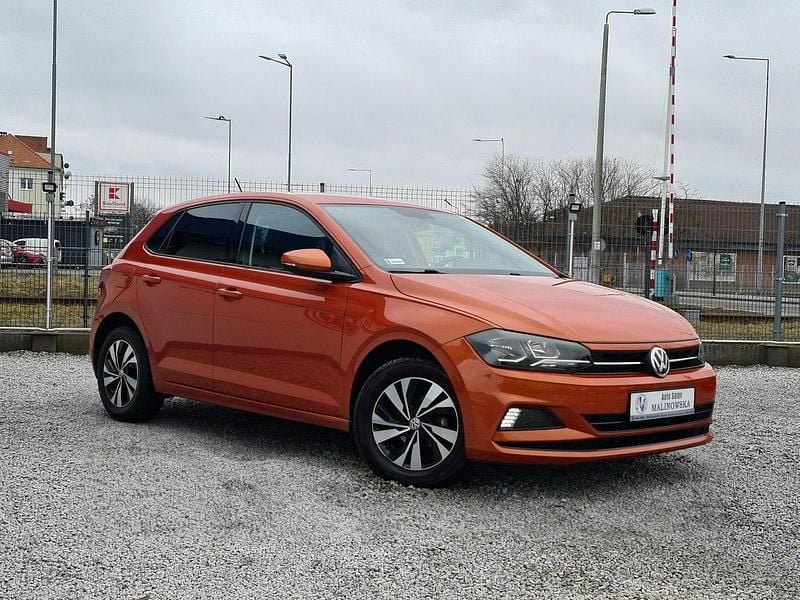 Używany VW Polo 95 KM (69 kW) 2018 Inny (metalik) Hatchback