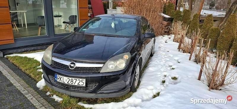 Używany Opel Astra GTC 2007 Czarny Coupe