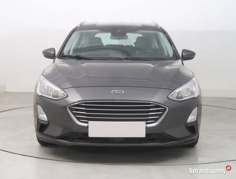 Używany Ford Focus 2018 Szary Kombi