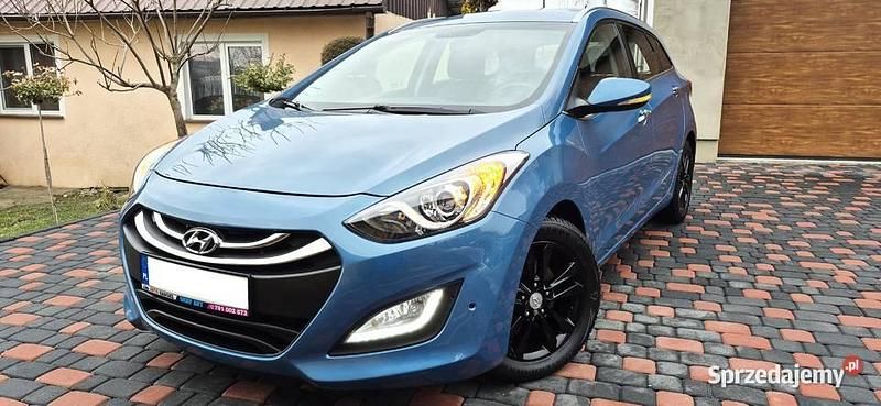 Używany Hyundai i30 2013 Niebieski Kombi