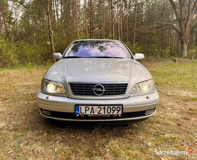 Używany 2002 Opel Omega | 17 500 zł - Obraz 1/4