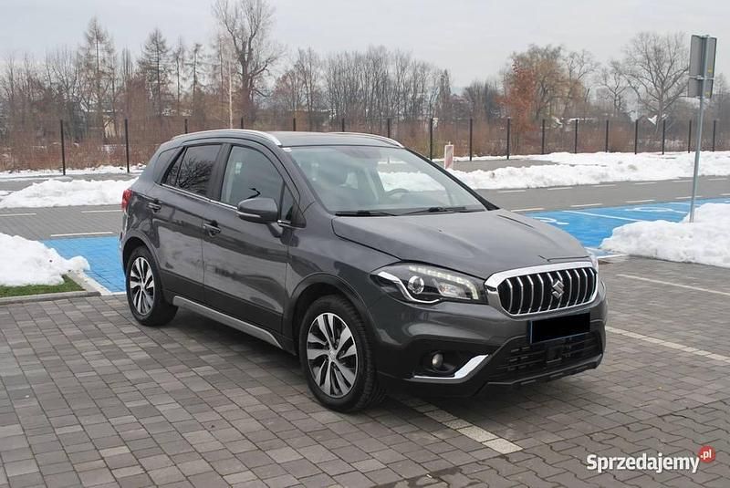 Używany 2017 Suzuki SX4 S-Cross SUV | 49 900 zł (Uczciwa cena) - Obraz 1/4