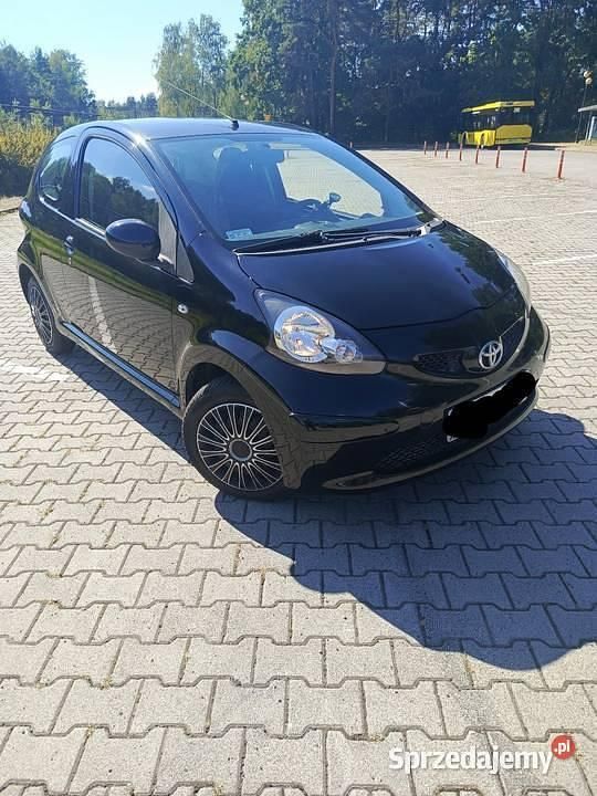 Czarny Używany 2008 Toyota Aygo Hatchback | 7800 zł (Uczciwa cena) - Obraz 1/4