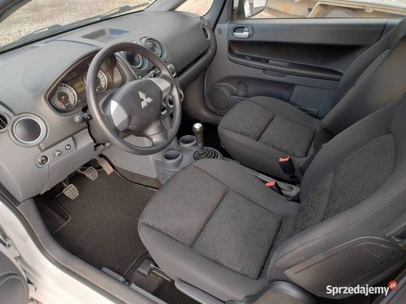 Używany Mitsubishi Colt 75 KM (55 kW) 2012 Hatchback