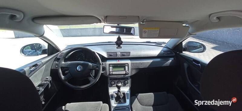 Używany VW Passat 150 KM (110 kW) 2006 Szary Sedan/Limuzyna