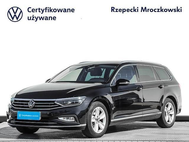 Używany 2021 VW Passat Kombi | 105 500 zł - Obraz 1/4