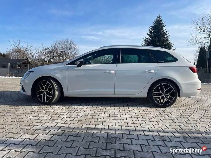 Używany Seat Leon FR 2017 Biały Kombi