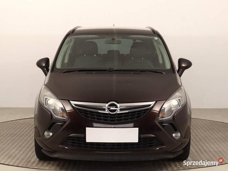 Używany Opel Zafira Tourer 2015 Czarny Minivan