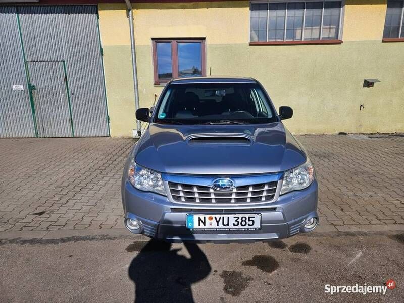 Srebrny Używany 2010 Subaru Forester SUV | 21 000 zł (Uczciwa cena) - Obraz 1/4