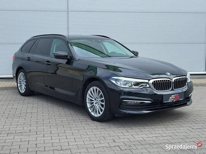 Używany BMW 520 Comfort Edition 190 KM (139 kW) 2019 Czarny (metalik) Kombi