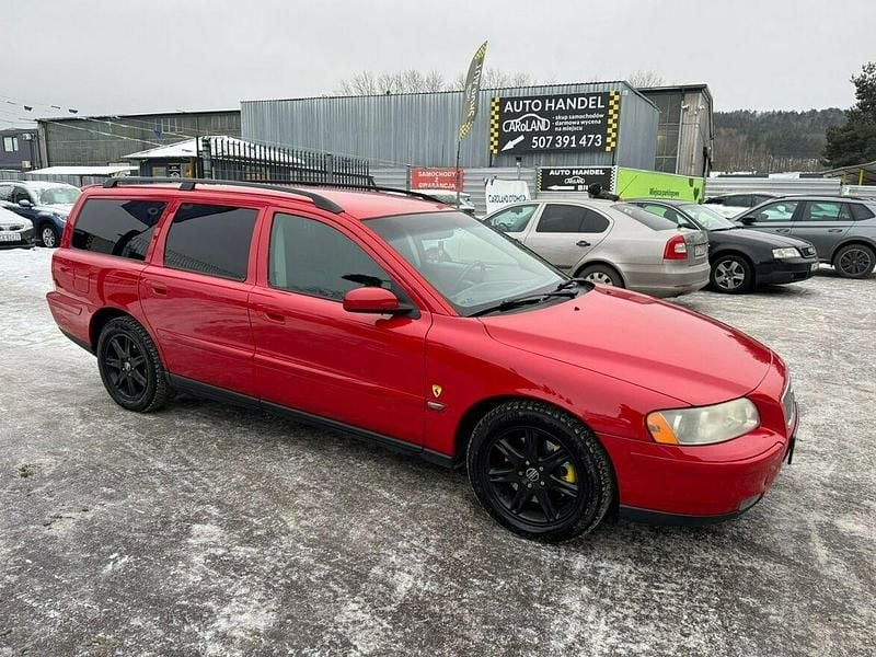 Czerwony Używany 2006 Volvo V70 Kombi | 11 999 zł (Uczciwa cena) - Obraz 1/4