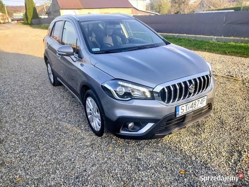 Srebrny Używany 2019 Suzuki SX4 S-Cross SUV | 60 000 zł (Uczciwa cena) - Obraz 1/4