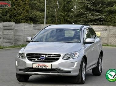 Srebrny Używany 2016 Volvo XC60 Momentum SUV | 64 850 zł (Dobra cena) - Obraz 1/4