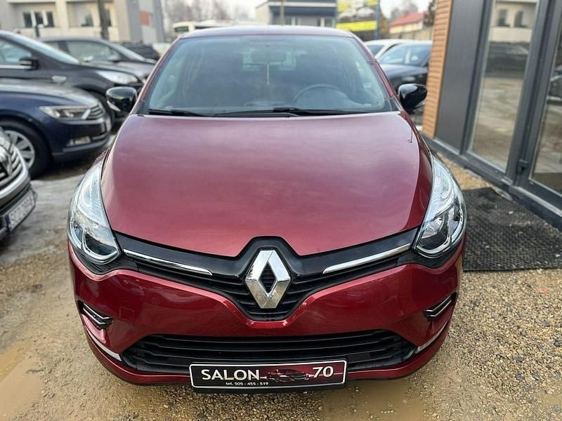 Używany Renault Clio IV 90 KM (66 kW) 2019 Bordowy Hatchback