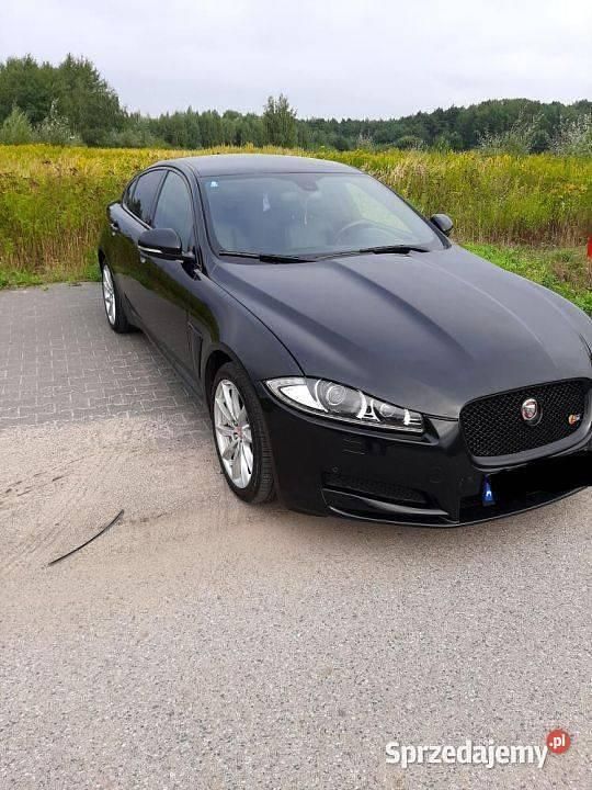 Używany Jaguar XF 2013 Czarny Sedan/Limuzyna
