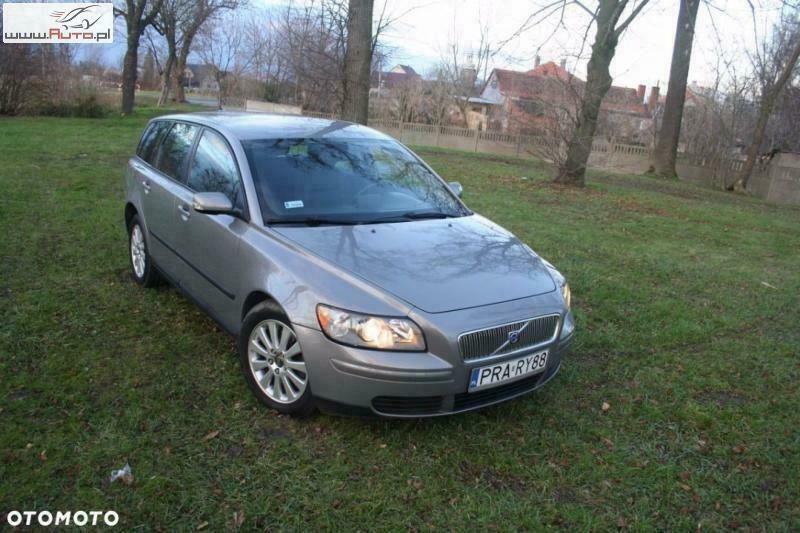 Szary (metalik, perła) Używany 2004 Volvo V50 Kombi | 13 100 zł (Drogi) - Obraz 1/4
