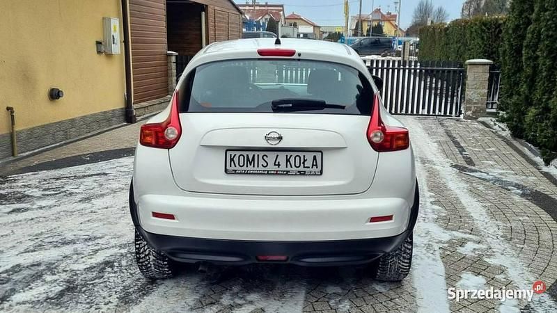 Używany Nissan Juke 117 KM (86 kW) 2011 Biały (metalik) SUV