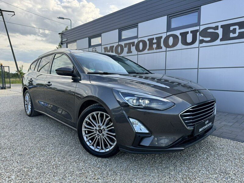 Szary Używany 2020 Ford Focus Titanium Sedan/Limuzyna | 59 900 zł (Uczciwa cena) - Obraz 1/4