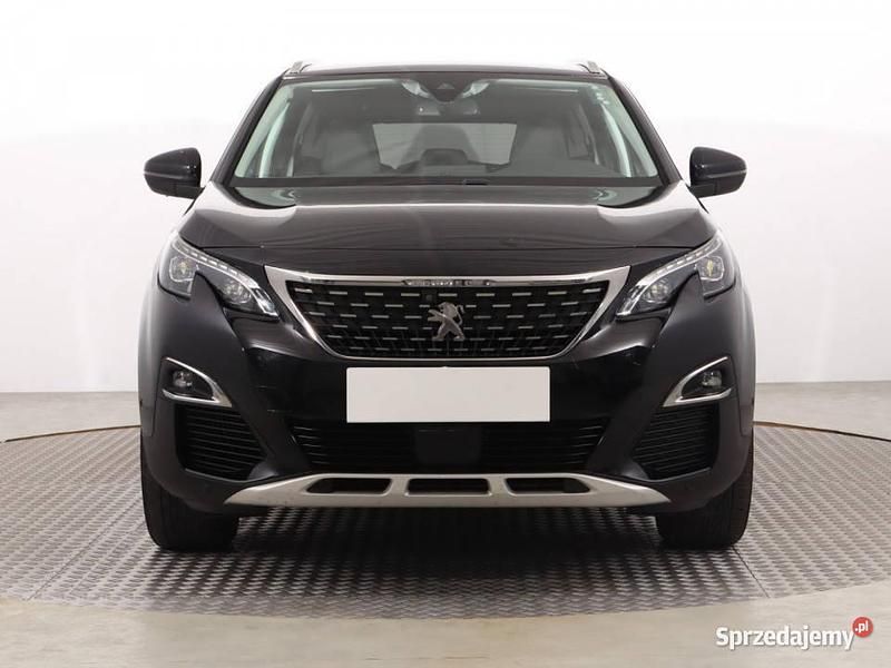 Używany Peugeot 5008 2018 Czarny SUV