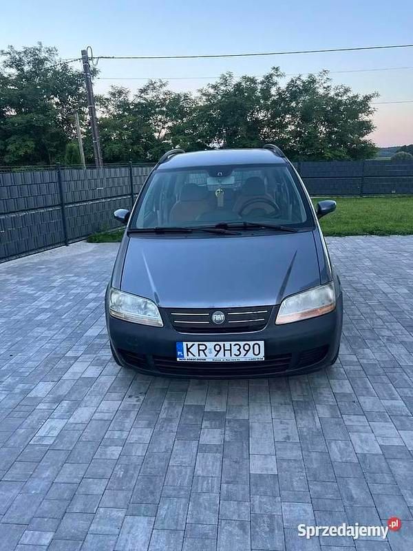 Używany Fiat Idea 2003 Minivan