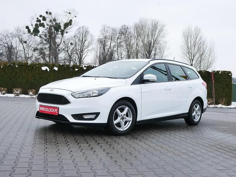 Używany Ford Focus 100 KM (73 kW) 2016 Biały Kombi