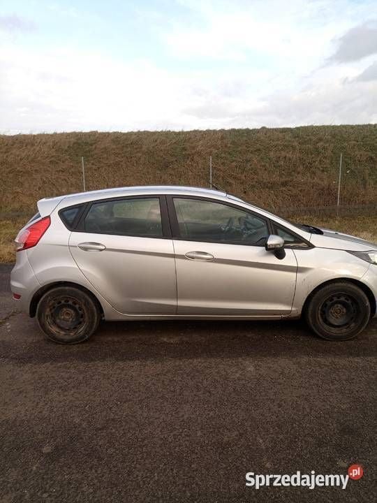 Używany Ford Fiesta 95 KM (69 kW) 2013 Hatchback