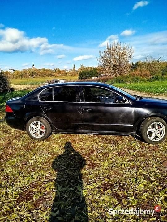 Czarny Używany 2009 Skoda Superb Hatchback | 19 900 zł (Uczciwa cena) - Obraz 1/4