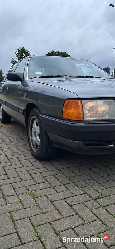 Używany Audi 100 1990