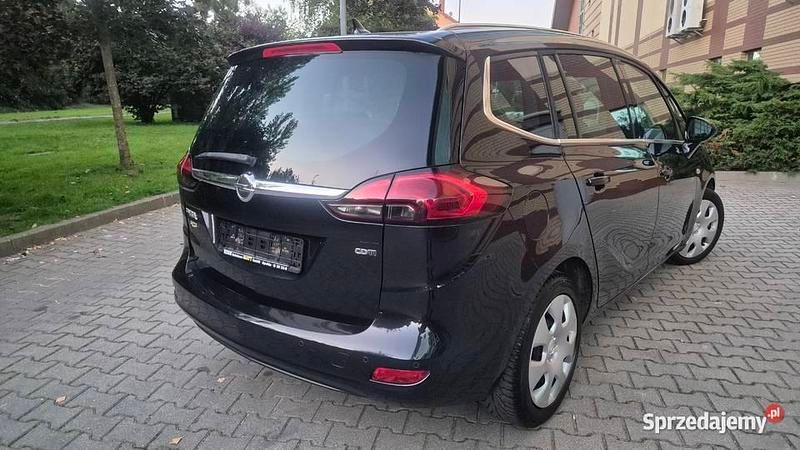 Czarny Używany 2011 Opel Zafira Minivan | 27 999 zł (Dość drogi) - Obraz 1/4